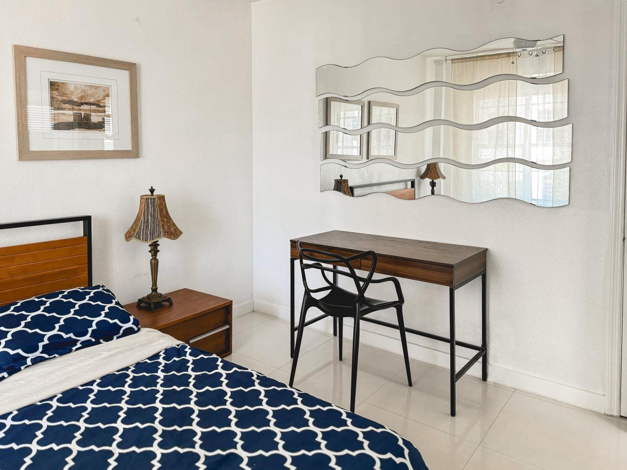 2 Bedroom On The Beach ! Miami Beach Exterior foto
